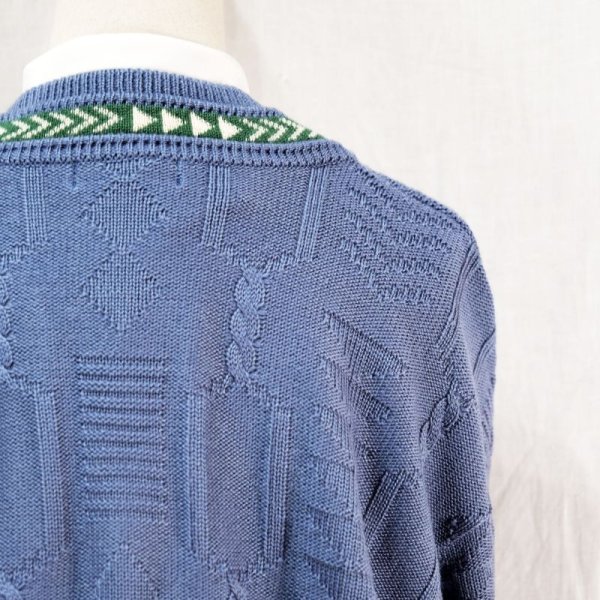 画像11: レトロ幾何学 ブルー セーター Vネック[14514]