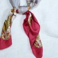 画像10: 装飾模様 赤×グレー シルク スカーフ 85cm×85cm [14545]