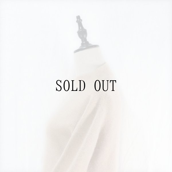 画像10: 無地 ベージュ カシミヤ ニット セーター ハイネック  [16557]