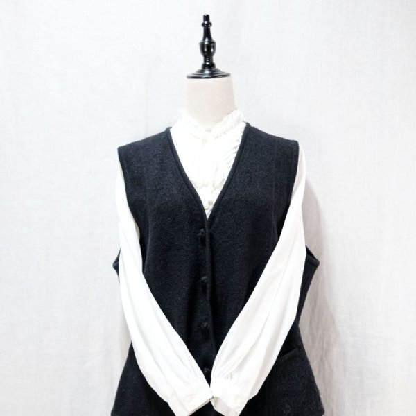 画像8: 無地 ブラック ウール ニット ベスト []