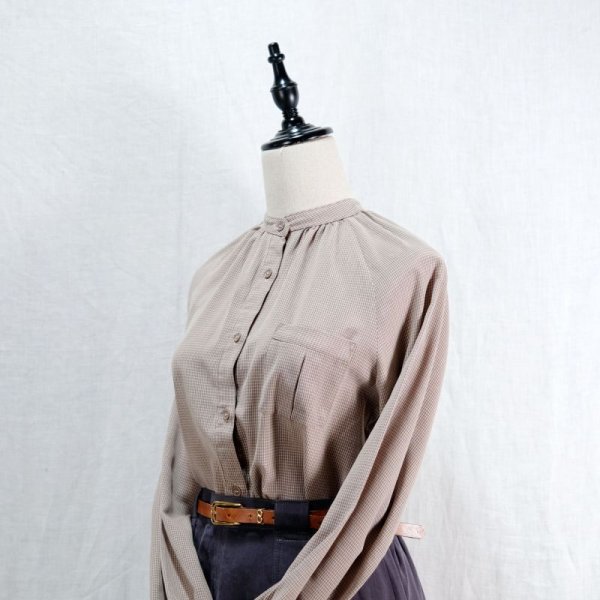 画像4: チェック柄 グレー×ホワイト 長袖 ブラウス スタンドカラー 胸ポケット [16616]