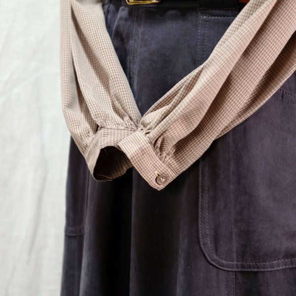 画像6: チェック柄 グレー×ホワイト 長袖 ブラウス スタンドカラー 胸ポケット [16616]