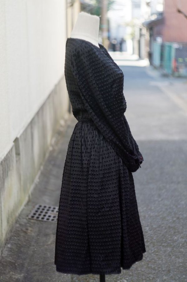 画像3: 幾何学柄 ブラック 長袖 レトロワンピース ノーカラー [16790]