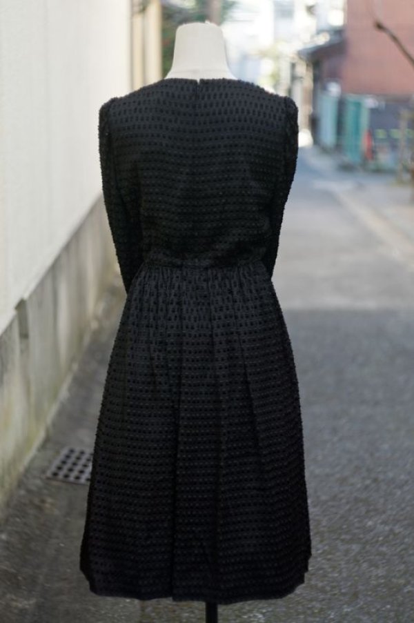 画像4: 幾何学柄 ブラック 長袖 レトロワンピース ノーカラー [16790]