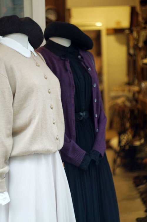 他の写真1: 無地 ベージュ ニット カーディガン 長袖 ノーカラー [16811]