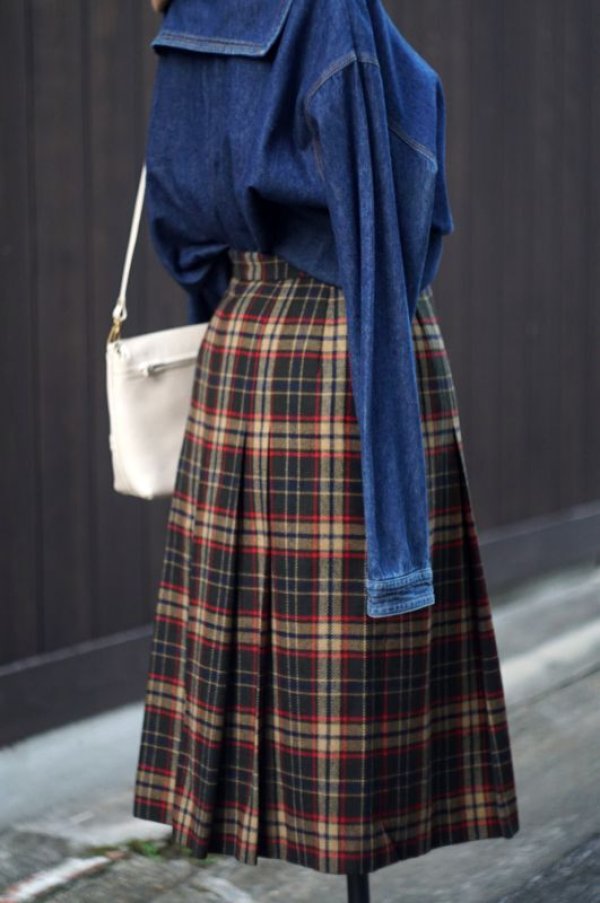 画像7: "DAKS" チェック柄 ブラウン系 ウール/ナイロン混 スカート プリーツ w/62cm [16853]