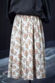 画像1: 花柄 ブラウン系 スカート フレア w/62cm [16880] (1)