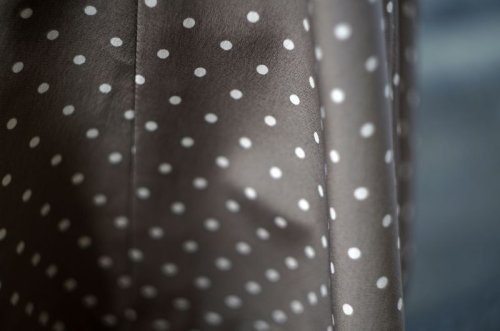 他の写真1: チャコールグレー×ベージュ ドット柄 スカート フレア /w60cm [16917]