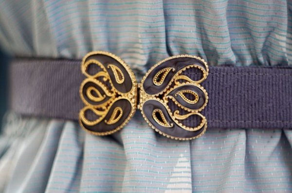 画像9: レトロ幾何学柄 水色 長袖 レトロワンピース ノーカラー フレア [16963]