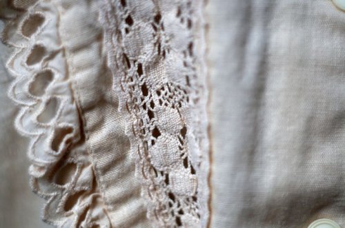 他の写真1: 無地 ベージュ 半袖 ブラウス レースカラー フリル [16997]