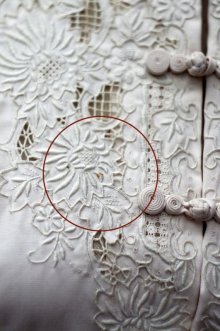 他の写真2: コットン オフホワイト 半袖 チャイナドレス スワトウ刺繍[17099]