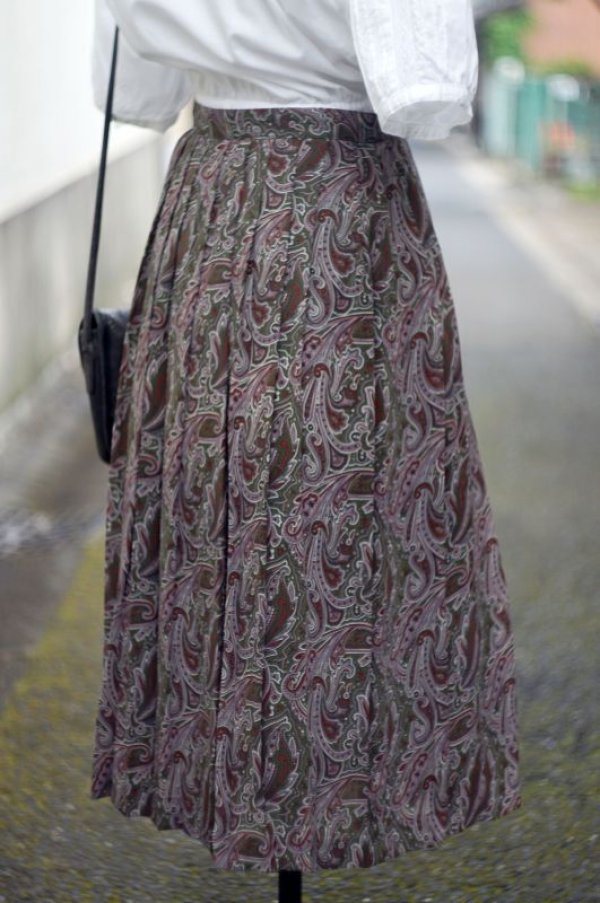 画像7: ペイズリー柄 グリーン×レッド スカート フレア プリーツ w/65cm [17286]