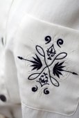 画像10: 無地 白×ネイビー 半袖 ブラウス レギュラーカラー ドルマンスリーブ 刺繍 [17288]