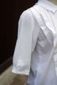 画像3: "もめんの天使" 白 半袖 混コットン ブラウス レースカラー パールボタン ヘリンボーン模様[17444]