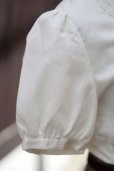 画像4: "Creta Vine" 白 半袖 ブラウス レーススカラップカラー リボン ペイズリー パフスリーブ 比翼[17439]
