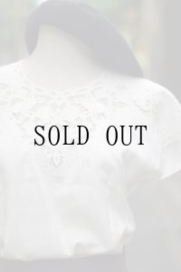 白 ノースリーブ ブラウス ノーカラー 刺繍 レース[17464]