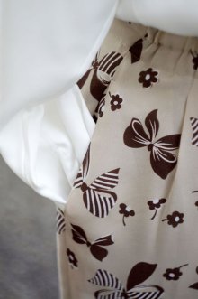 他の写真1: 花柄 リボン柄 ブラウン×ベージュ パンツ ツータック テーパード w62cm [17477]