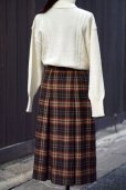 画像2: タータンチェック柄 ベージュ系 ウール スカート プリーツ w67cm 丈70cm [17661] (2)