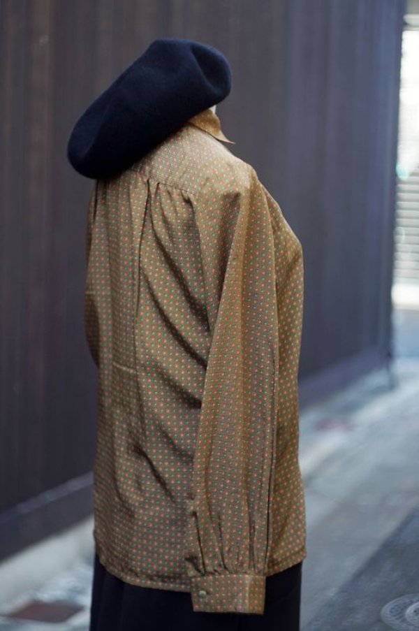 画像9: レトロ幾何学模様 カーキ 長袖 ブラウス レギュラーカラー [17823]