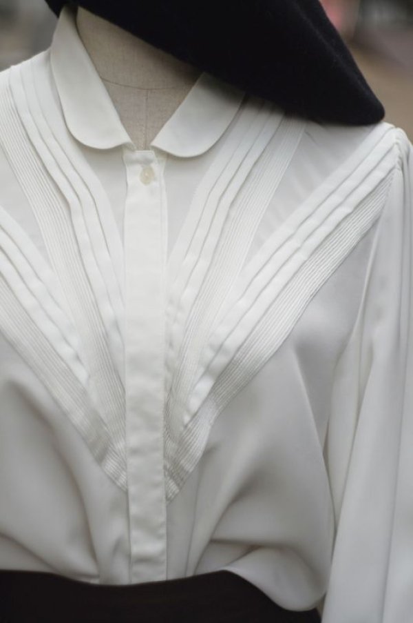 画像6: 無地 白 長袖 ブラウス ラウンドカラー [17831]