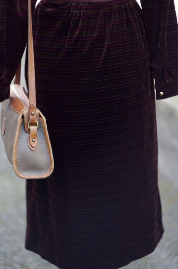 画像7: fitme ボーダー柄 赤×茶 長袖 ベロア レトロワンピース ノーカラー[17891]