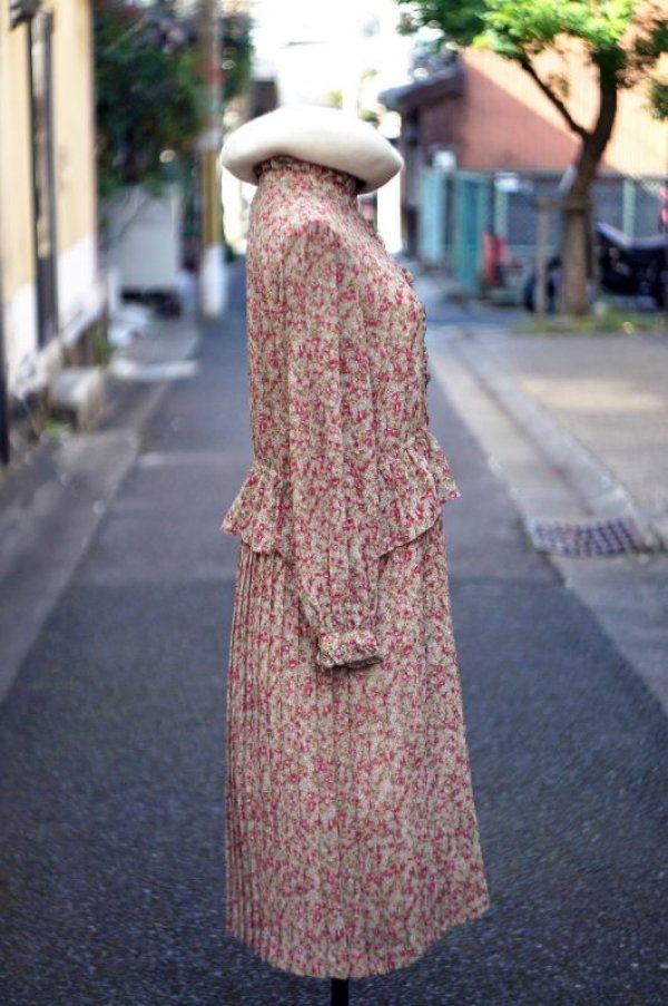 画像5: 花柄 緑×ピンク 長袖 レトロワンピース ペプラム フリルスタンドカラー[17892]