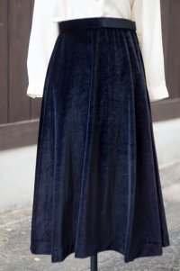 無地 黒 ベロア フレアスカート w68cm [17926]