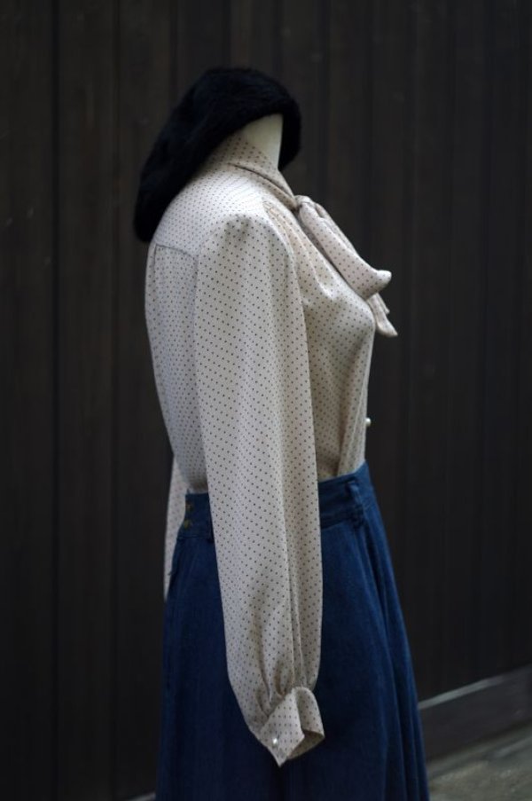 画像3: ドット柄 ベージュ×黒 長袖 ブラウス ボウタイカラー リボンタイ [18077]