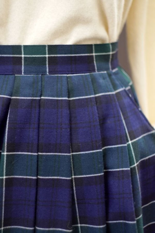 画像5: チェック柄 モスグリーン×ネイビー デザイン刺繍 プリーツスカート Aライン w63cm [18092]