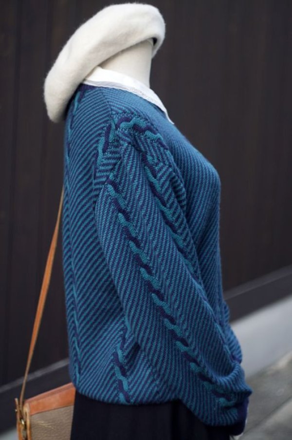 画像4: バイアス柄 無地 緑系 ニット 長袖 セーター クルーネック[18125]