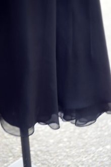 他の写真1: 無地 黒 スカート フレア シースルー生地 w/68cm[18137]