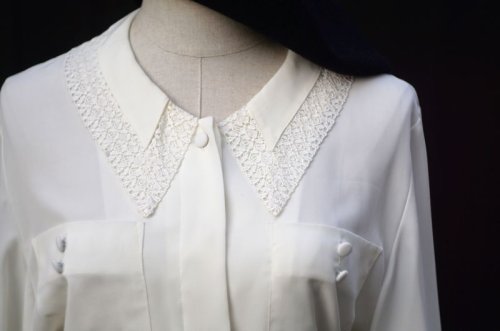 他の写真2: 無地 白 長袖 ブラウス バリモアレースカラー ポケット[18110]