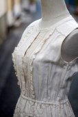 画像10: 生成り色 袖なし レトロワンピース リネン ノーカラー 長袖 アンサンブル 刺繍[18107]