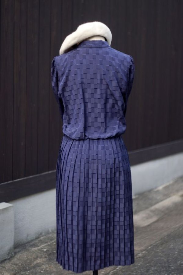 画像5: 無地 ネイビー 長袖 レトロワンピース プリーツスカート レギュラーカラー リボン[18008]