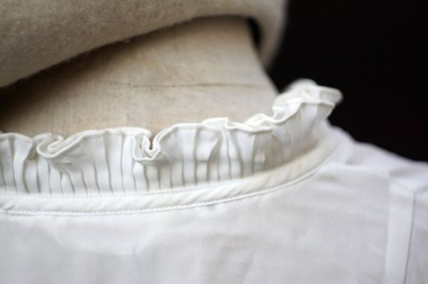 画像5: 無地 白 長袖 ブラウス フリルカラー リボン[18191]