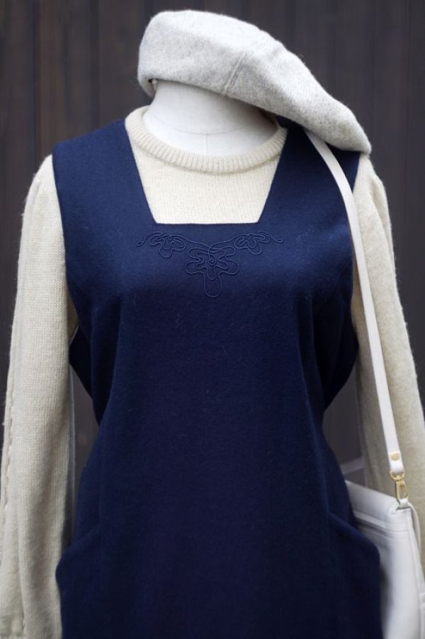 画像4: "ピエールカルダン" 無地 ネイビー ウール ジャンパースカート ポケット 刺繍[18013]