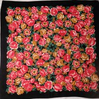 花柄 黒×赤系 ウール100% スカーフ 104cm四方 [18224]