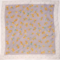 "PIERRE BALMAIN" 花柄 グレー系 シルク100% スカーフ 60cm四方 [18218]