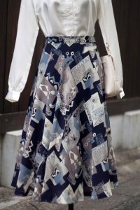 絵柄 ネイビー系 フレア スカート w/65cm[18404]