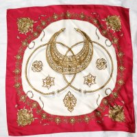 8装飾模様 赤×白 シルク スカーフ 80cm四方 [18431]