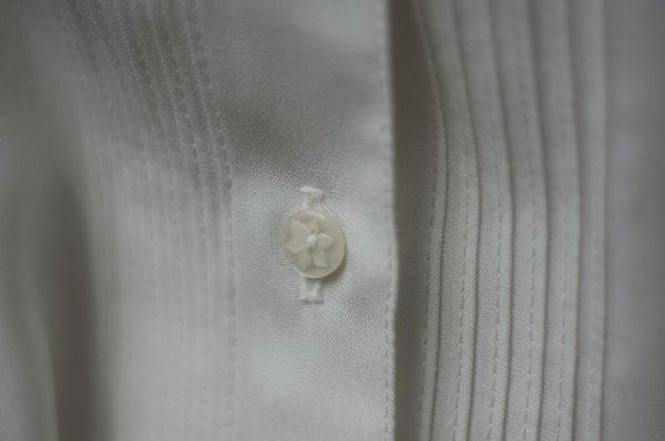 画像8: 無地 白 ブラウス 長袖 ボウタイカラー レース ピンタック[18441]