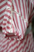 画像8: ストライプ柄 ピンク×ホワイト 半袖 ノーカラー ドルマンスリーブ レトロワンピース ウエストゴム プリーツスカート[15392]