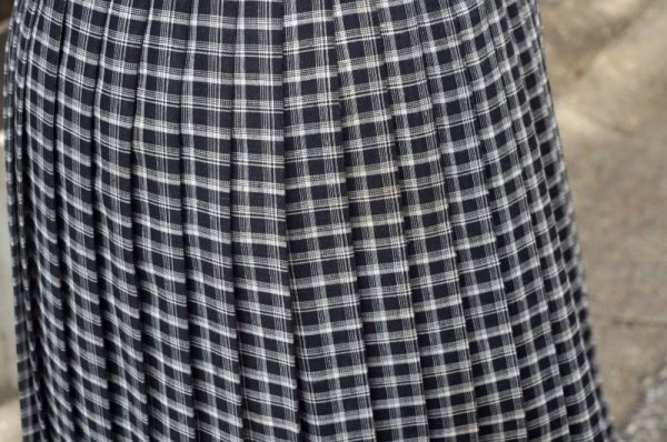 画像4: チェック柄 黒×白 プリーツ スカート w/64cm[18907]
