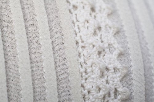 他の写真2: 無地 白 ブラウス 長袖 スタンドカラー レース ピンタック[18909]