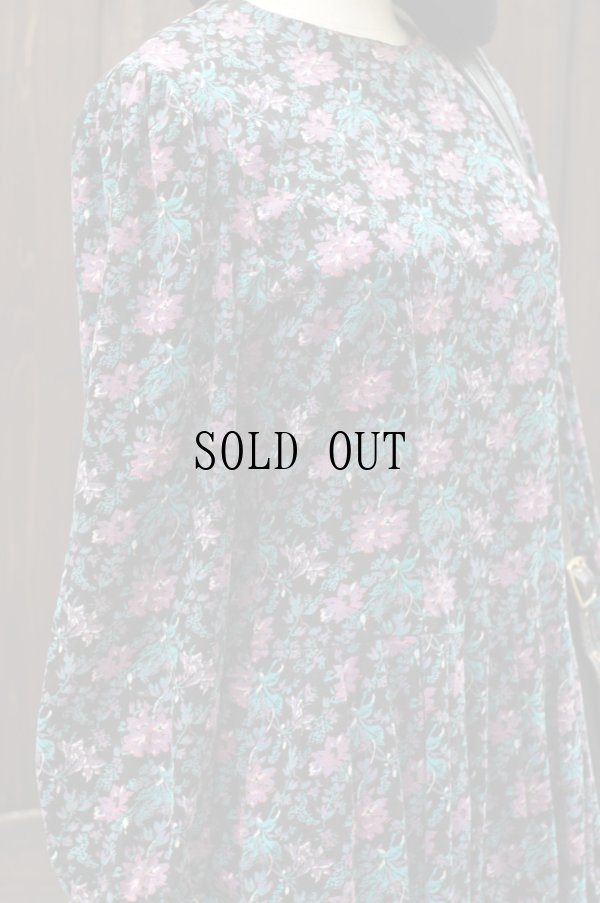 画像11: US製 花柄 黒 長袖 レトロワンピース コーデュロイ ノーカラー[19042]