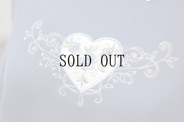 画像10: "Top stich by Morning sun" US 水色 スウェット 襟付き ハートモチーフ[19145]