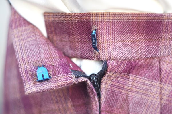 画像10: チェック柄 赤系 ウール スカート プリーツ w65cm[19322]