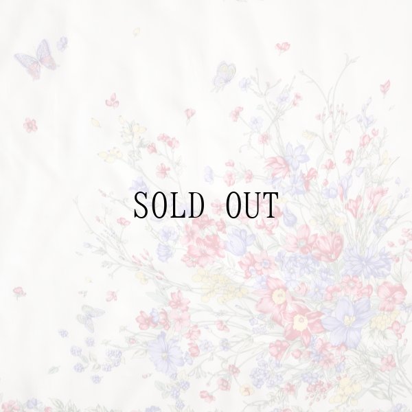 画像2: お花と蝶々 シルク スカーフ 88cm×88cm[19523]