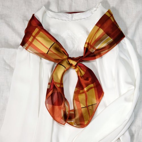 他の写真1: ”Fabien Rozan” オレンジ チェック柄 シルク スカーフ 87cm×87cm[19520]