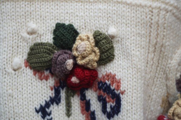 画像4: "Grandpa's Present" 白 ブーケ模様 ニット セーター クルーネック[19540]